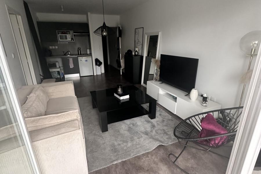 Photo 2 - Location Appartement 2 pièce(s) - 43 m²