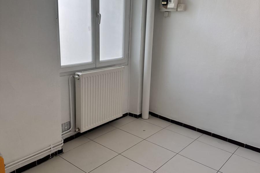 Photo 4 - Location Appartement 1 pièce(s) - 28 m²