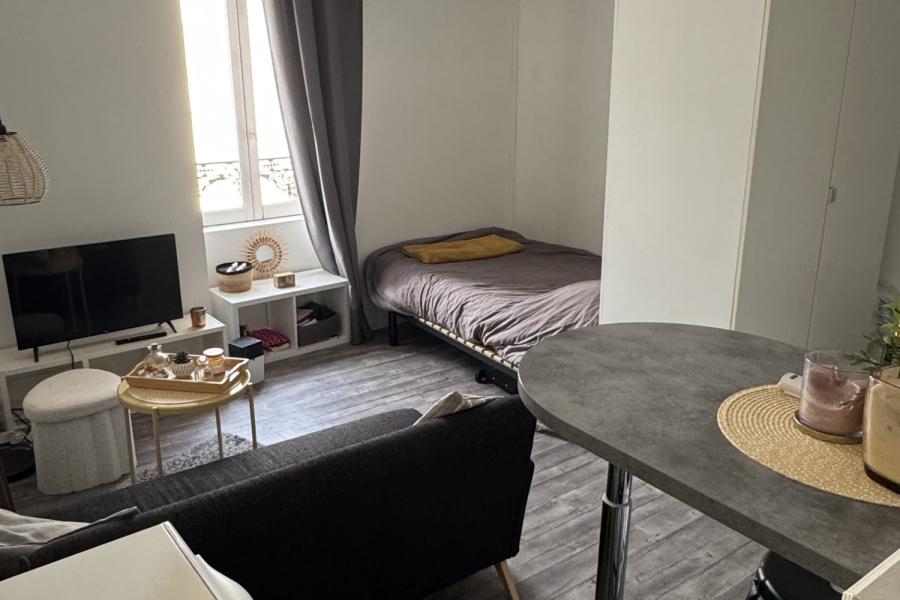 Photo 0 - Location Appartement 1 pièce(s) - 21 m²