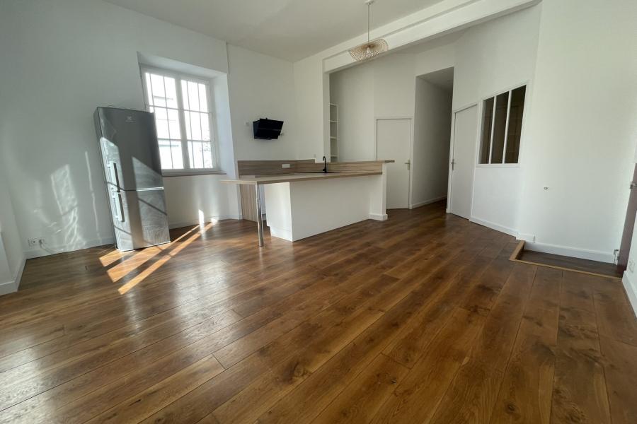 Photo 1 - Location Appartement 6 pièce(s) - 83 m²