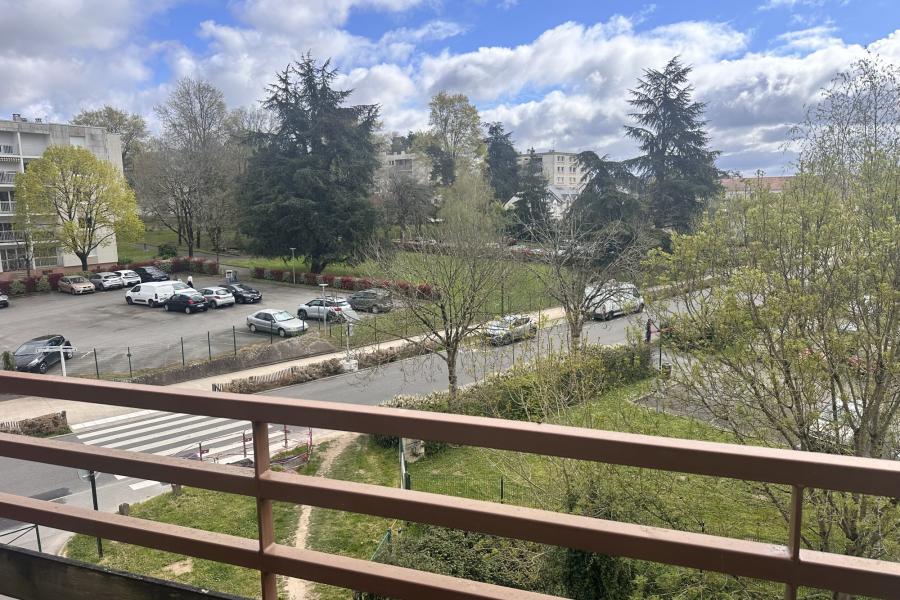 Photo 3 - Location Appartement 2 pièce(s) - 47 m²