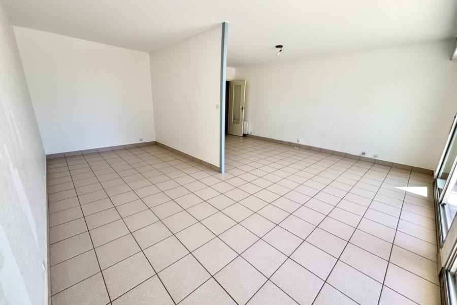Photo 2 - Location Appartement 3 pièce(s) - 74 m²