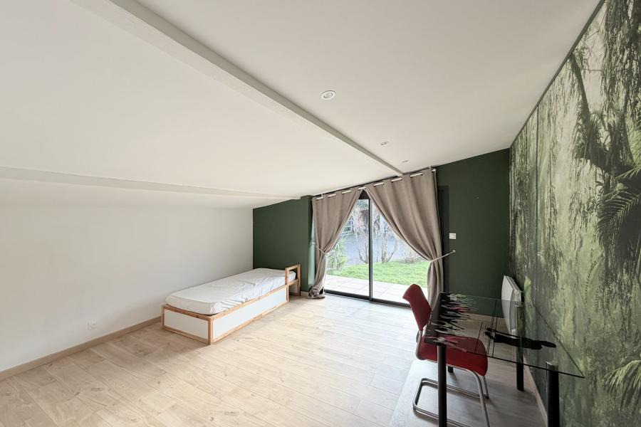 Photo 11 - Location Maison 6 pièce(s) - 199 m²