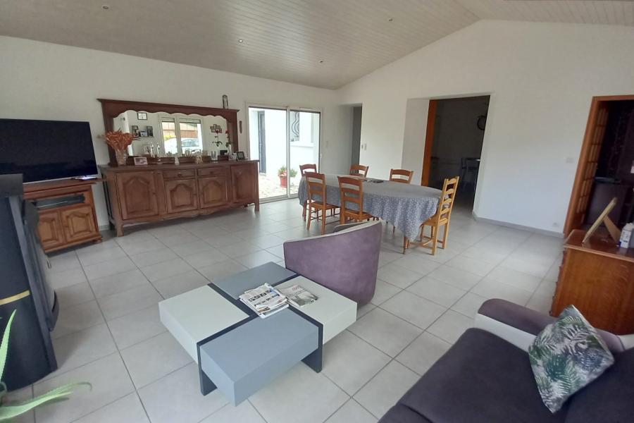 Vente Maison 7 pièce(s) - 126 m² | 381425 € Saint-Étienne-de-Montluc Réf.VM9596-DOMINNO44 Photo 1 - Vente Maison 7 pièce(s) - 126 m²