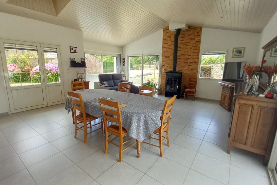 Vente Maison 7 pièce(s) - 126 m² | 381425 € Saint-Étienne-de-Montluc Réf.VM9596-DOMINNO44 Photo 2 - Vente Maison 7 pièce(s) - 126 m²