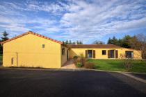 Photo 0 - Location Maison 6 pièce(s) - 199 m²